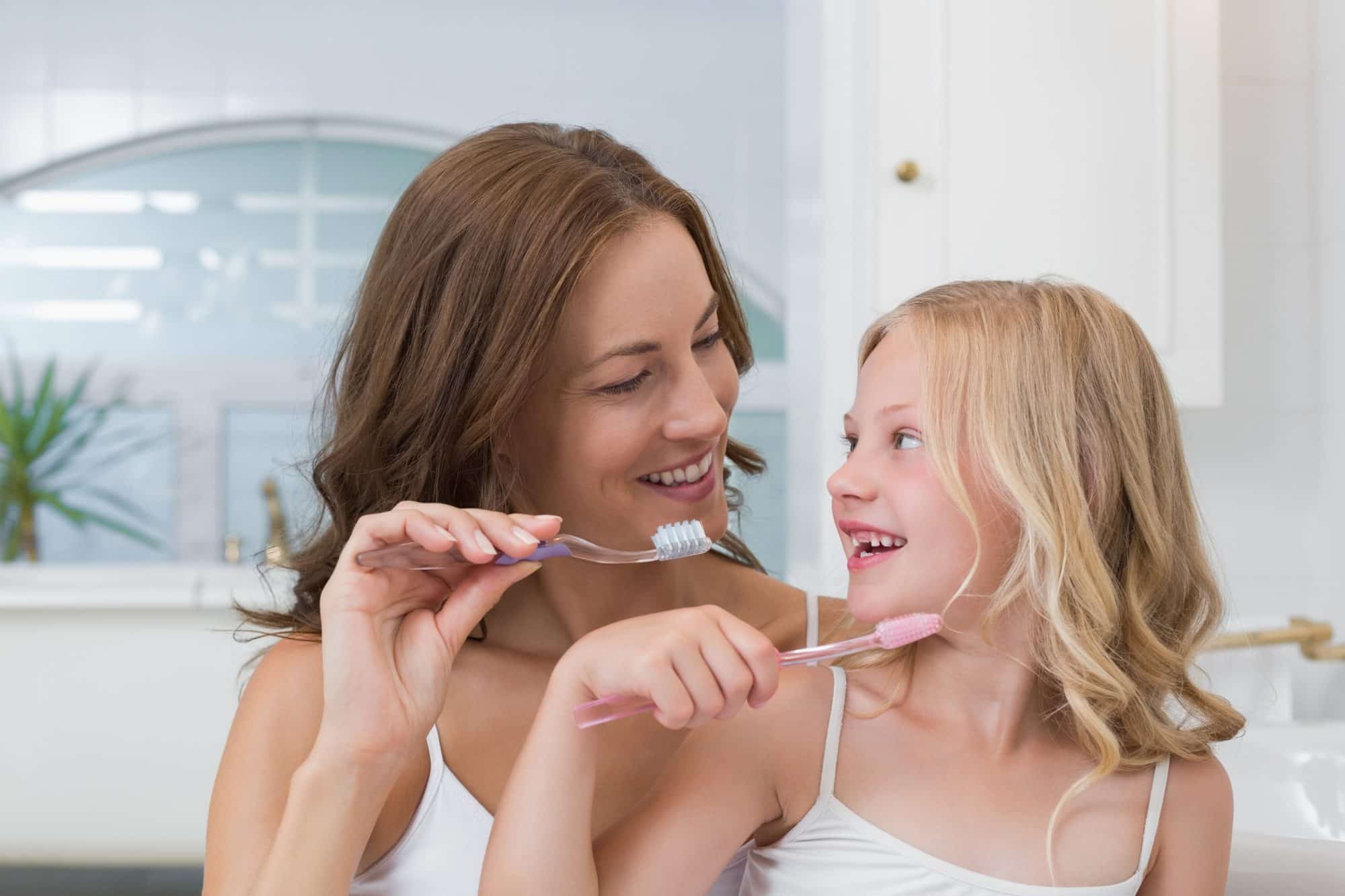 comment bien se brosser les dents enfants et adultes